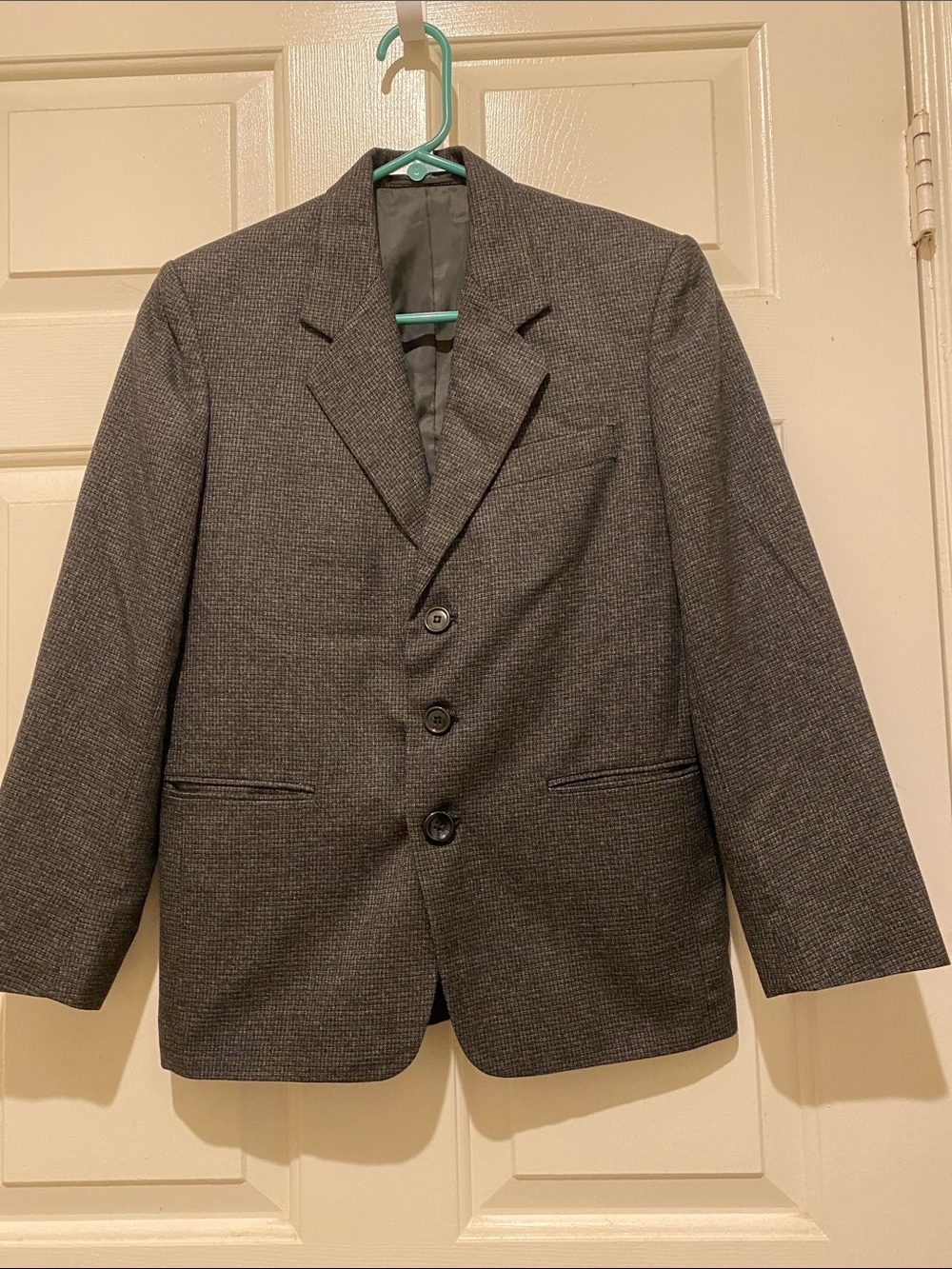 Classic Men's Gray Three-Button Blazer